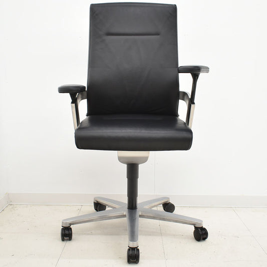 【中古】ウィルクハーン ON ハイバック 可動肘 革張り 2023122702【中古オフィス家具】