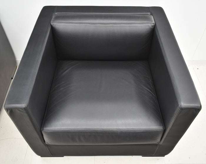 【中古】Cassina ixc.　CATHERINE MEMMI＋PHILIPPE HUREL　応接５点セット　総革張り　応接５点セット　総革張り　2024012301【中古オフィス家具】