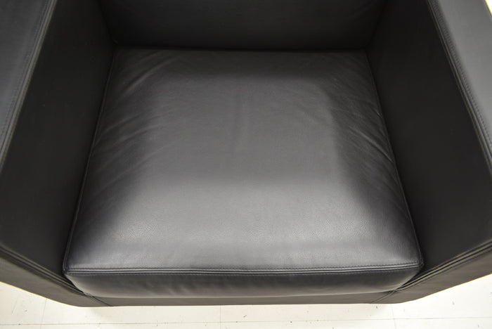 【中古】Cassina ixc.　CATHERINE MEMMI＋PHILIPPE HUREL　応接５点セット　総革張り　応接５点セット　総革張り　2024012301【中古オフィス家具】