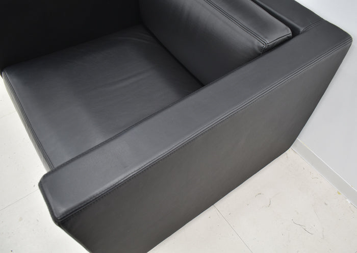 【中古】Cassina ixc.　CATHERINE MEMMI＋PHILIPPE HUREL　応接５点セット　総革張り　応接５点セット　総革張り　2024012301【中古オフィス家具】