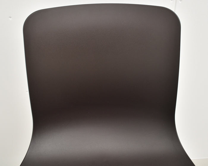 【中古】Vitra. ハル RE ウッド W475 2024020607【中古オフィス家具】