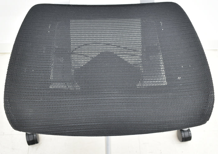 【中古】オカムラ バロン ローバック シルバー脚 肘なし 2024021601【中古オフィス家具】