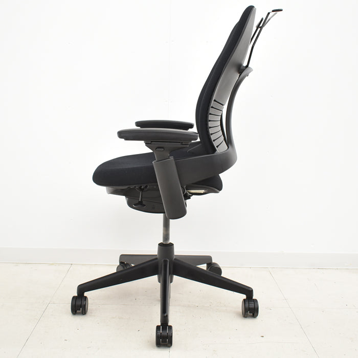 【中古】スチールケース リープV2 可動肘 ハンガー付 USモデル 2024022205【中古オフィス家具】