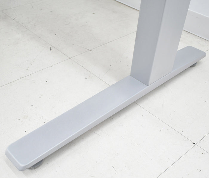 【中古】オカムラ スイフト 電動昇降デスク レバータイプ スムースフォルムエッジ 2017年製 W1150 2024022702【中古オフィス家具】