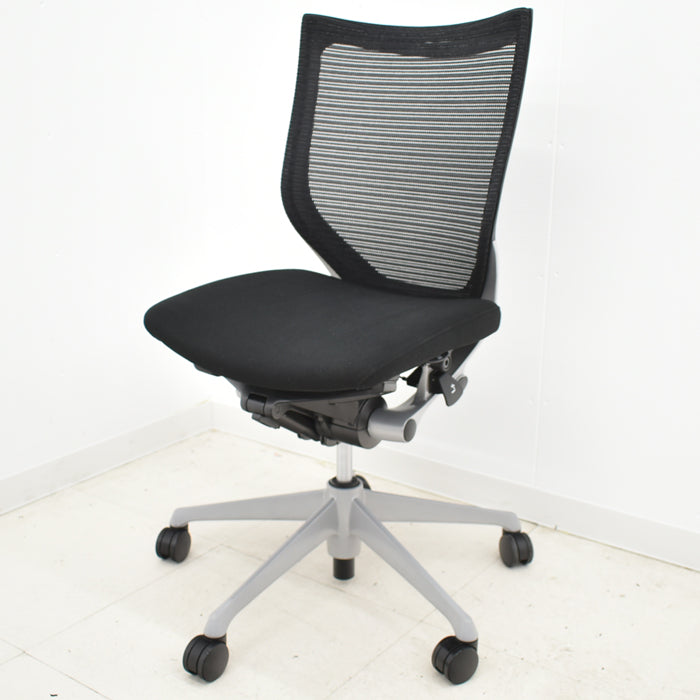 【中古】オカムラ バロン ローバック 肘なし 2019年製 2024033003【中古オフィス家具】【商品画像2】