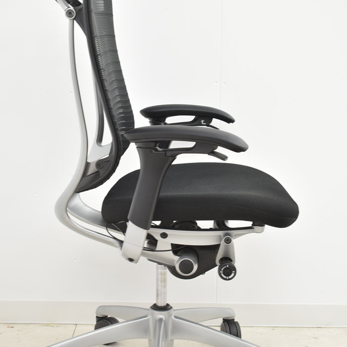 【中古】オカムラ コンテッサ 可動肘 ハンガー グラデーションメッシュ シルバー脚 2024040401【中古オフィス家具】
