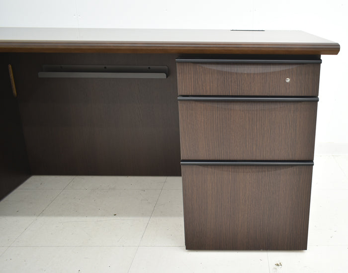 【中古】イトーキ XWシリーズ 役員用両袖机 W1800 2024040402【中古オフィス家具】