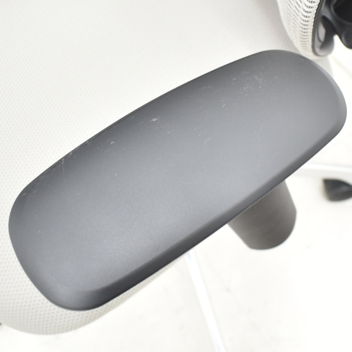 【中古】オカムラ シルフィー ハイバック 可動肘 バックカーブアジャスト 前傾機能 ハンガー 2024040902【中古オフィス家具】