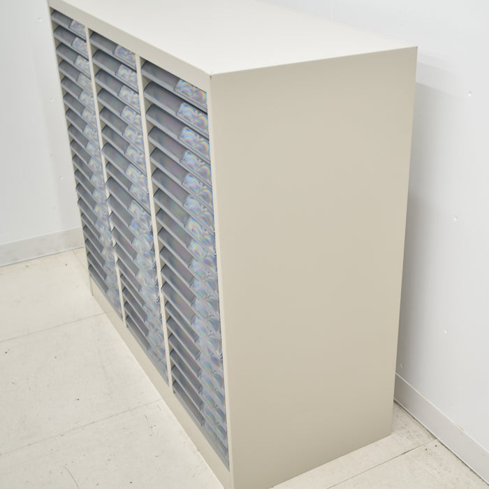【中古】コクヨ クリスタルトレー キャビネット 3列18段 W985 2024041102【中古オフィス家具】