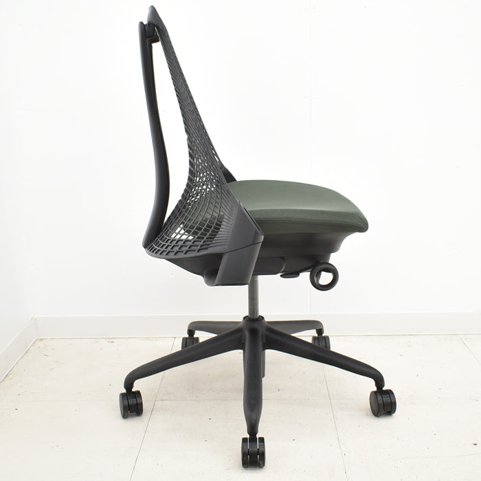 【中古】ハーマンミラー セイルチェア 肘なし 前傾機能付 2018年製 2024041105【中古オフィス家具】