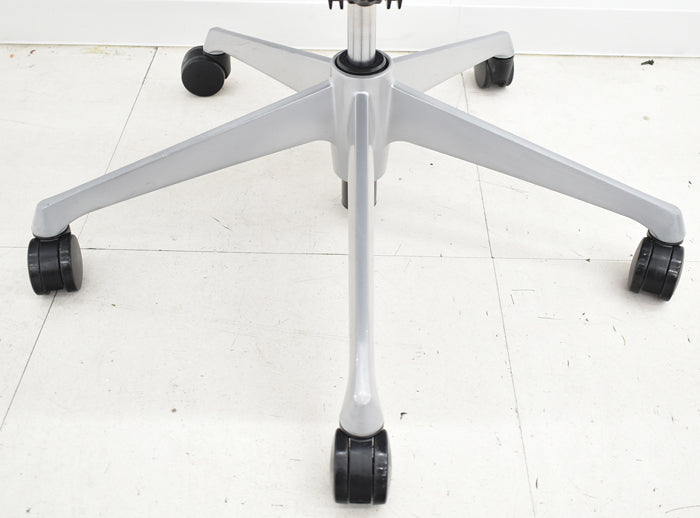 【中古】オカムラ バロン 固定肘(新型肘パット)シルバー脚 2024042204 【中古オフィス家具】【商品画像9】
