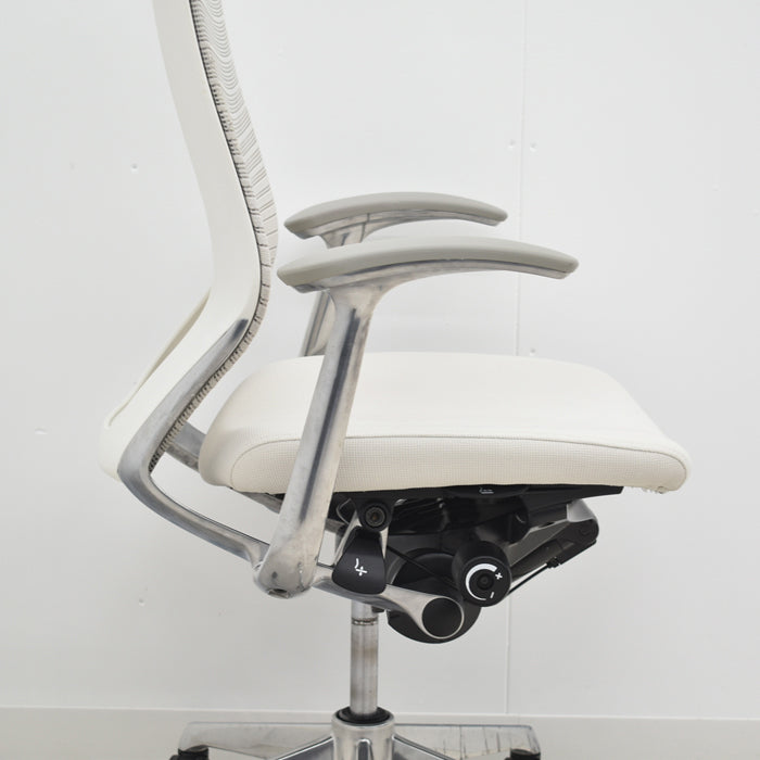 【中古】オカムラ バロン ハイバック 固定肘 グラデーションメッシュ ポリッシュ 2024051302【中古オフィス家具】【商品画像15】