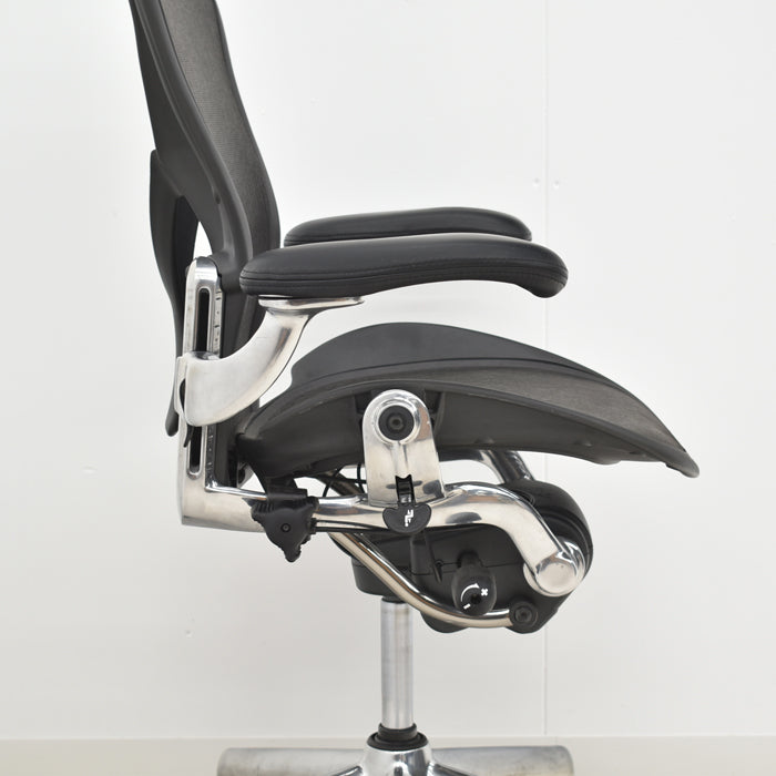 【中古】ハーマンミラー アーロンチェア Bサイズ フル装備 ポスチャーフィット ポリッシュ 2024052301【中古オフィス家具】【商品画像13】