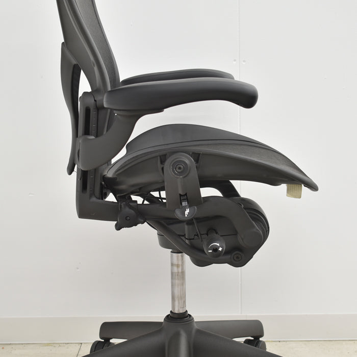 【中古】ハーマンミラー アーロンチェア Bサイズ フル装備 ポスチャーフィット 肘レバータイプ 2024052303【中古オフィス家具】【商品画像15】