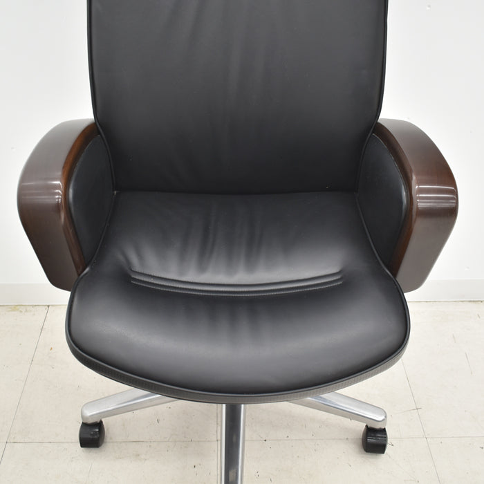【中古】オカムラ KCシリーズ エグゼクティブチェア ハイバック 固定肘 革張り 2024053002【中古オフィス家具】【商品画像4】