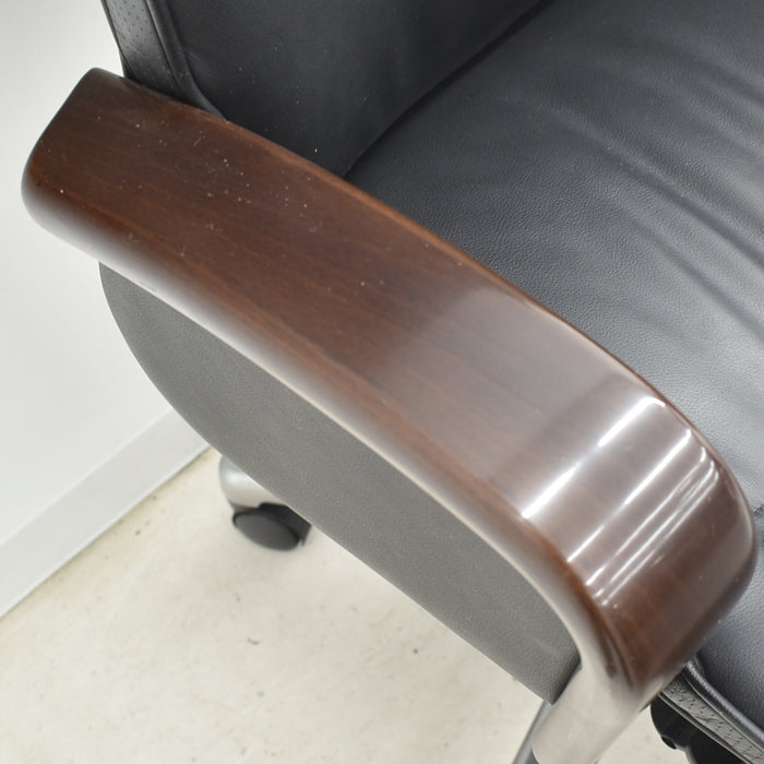 【中古】オカムラ KCシリーズ エグゼクティブチェア ハイバック 固定肘 革張り 2024053002【中古オフィス家具】【商品画像6】