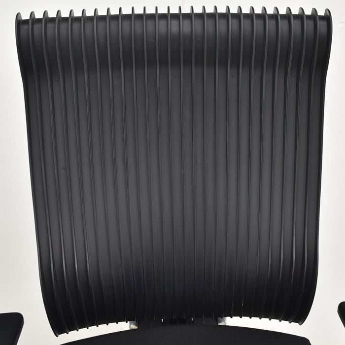 【中古】イトーキ スピーナ 固定肘 エラストマーバック ポリッシュ アクティブランバーサポート 2024060702【中古オフィス家具】