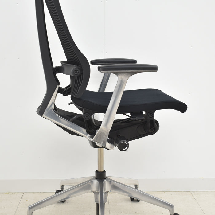 【中古】イトーキ スピーナ 固定肘 エラストマーバック ポリッシュ アクティブランバーサポート 2024060702【中古オフィス家具】