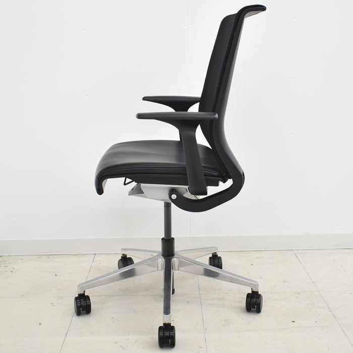 【中古】スチールケース シンクチェア 固定肘 座面革張り ポリッシュ 2024060704【中古オフィス家具】
