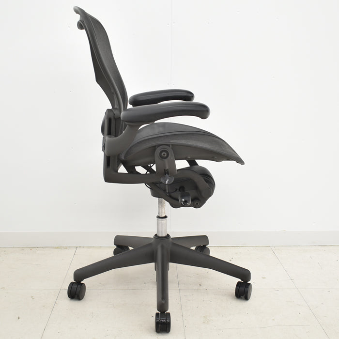 【中古】ハーマンミラー Hermanmilller アーロンチェア Bサイズ フル装備 ランバーサポート 2024060802【中古オフィス家具】