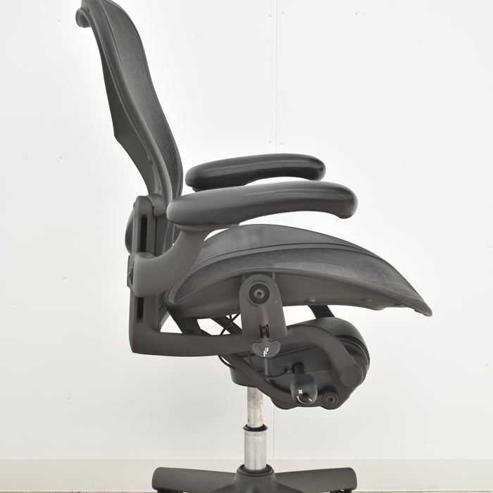 【中古】ハーマンミラー Hermanmilller アーロンチェア Bサイズ フル装備 ランバーサポート 2024060802【中古オフィス家具】