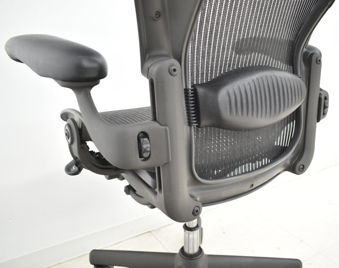 【中古】ハーマンミラー Hermanmilller アーロンチェア Bサイズ フル装備 ランバーサポート 2024060802【中古オフィス家具】