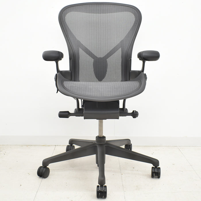 【中古】ハーマンミラー アーロンチェア リマスタードライト Bサイズ 固定ポスチャーフィット 2024060807【中古オフィス家具】