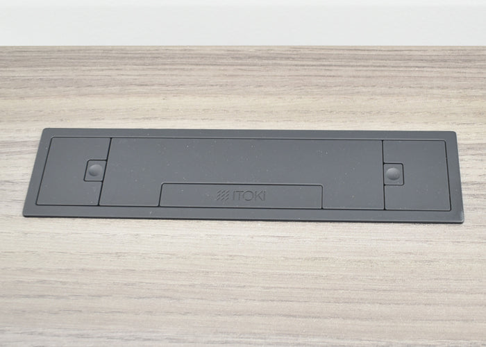 【中古】イトーキ トイロ 電動昇降デスク インジケーター付昇降スイッチタイプ 幕板付 W1550 2024061705【中古オフィス家具】