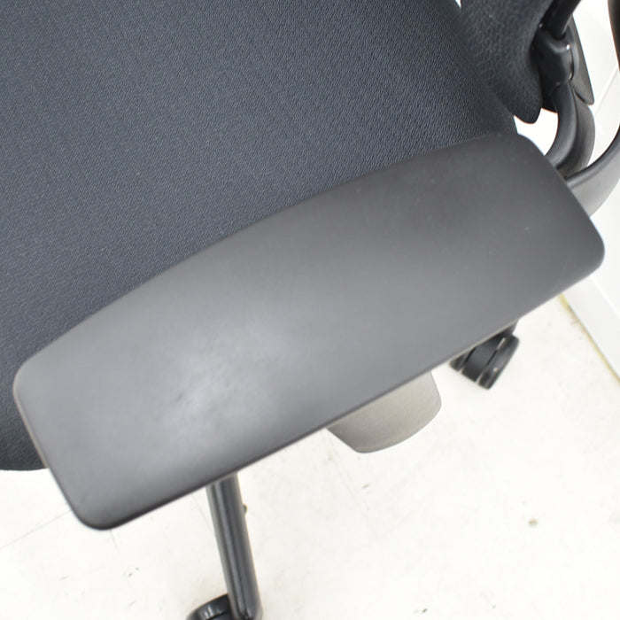 【中古】スチールケース リープV2 USモデル 可動肘 ランバーサポート 2024061903【中古オフィス家具】