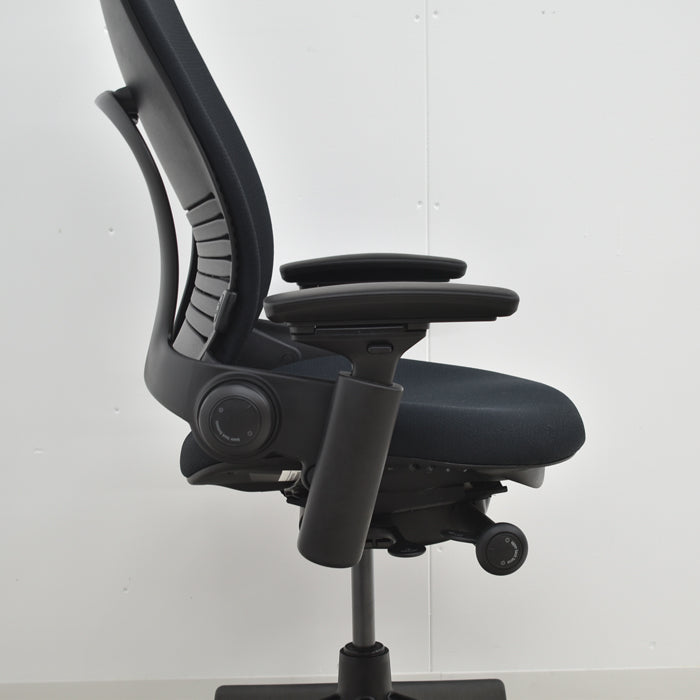 【中古】スチールケース リープV2 USモデル 可動肘 ランバーサポート 2024061903【中古オフィス家具】