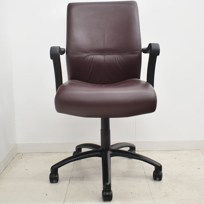 【中古】キールハワー ダンフォース ミドルバック 固定肘 総革張り 2024062003【中古オフィス家具】