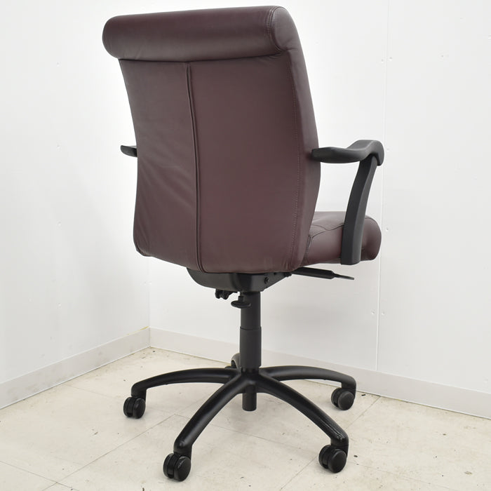 【中古】キールハワー ダンフォース ミドルバック 固定肘 総革張り 2024062003【中古オフィス家具】