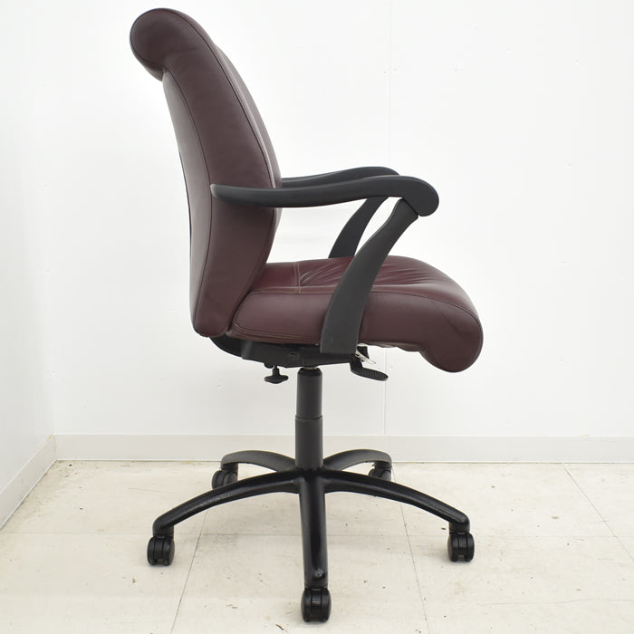 【中古】キールハワー ダンフォース ミドルバック 固定肘 総革張り 2024062004【中古オフィス家具】