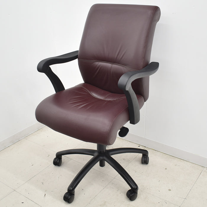 【中古】キールハワー ダンフォース ミドルバック 固定肘 総革張り 2024062005【中古オフィス家具】