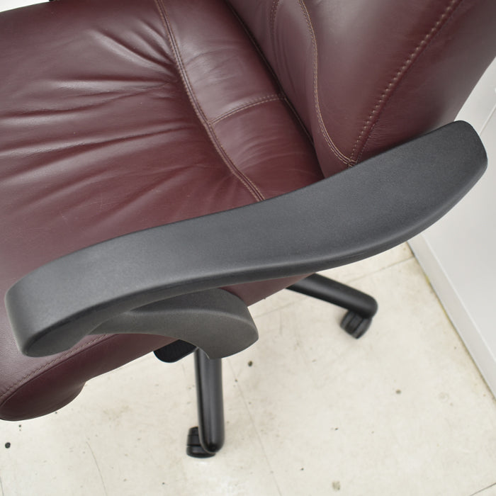 【中古】キールハワー ダンフォース ミドルバック 固定肘 総革張り 2024062005【中古オフィス家具】