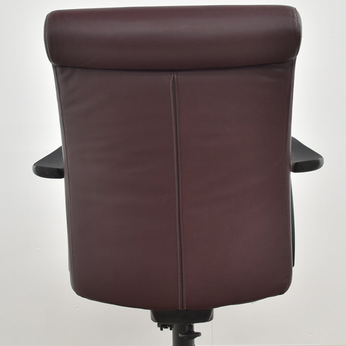 【中古】キールハワー ダンフォース ミドルバック 固定肘 総革張り 2024062005【中古オフィス家具】