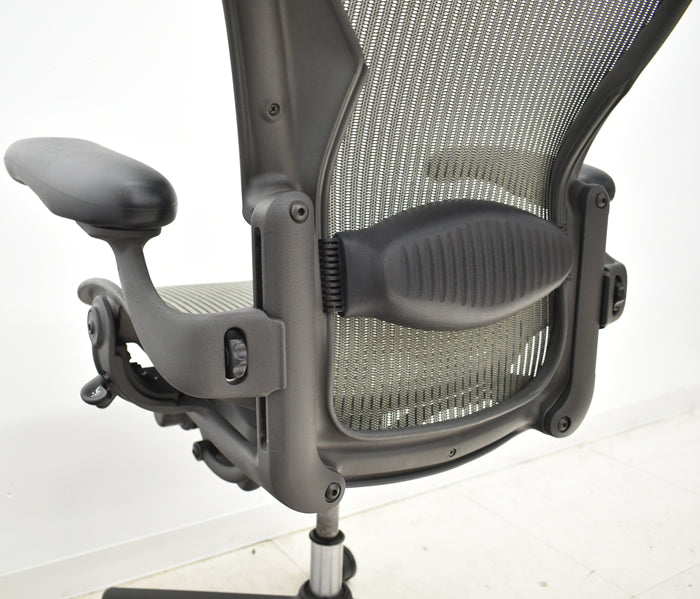 【中古】ハーマンミラー アーロンチェア Bサイズ フル装備 ランバーサポート 2024061702【中古オフィス家具】