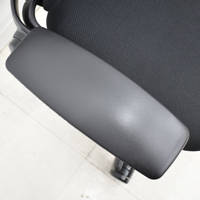 【中古】スチールケース リープV2 可動肘 ハンガー付 USモデル 2024062203【中古オフィス家具】