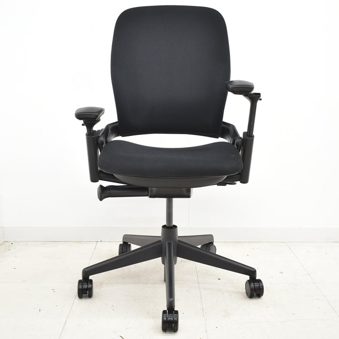 【中古】スチールケース リープV2 可動肘 ハンガー付 USモデル 2024062203【中古オフィス家具】