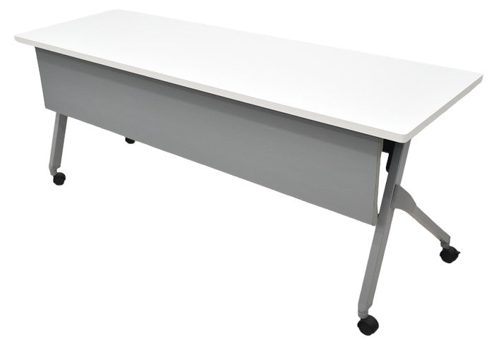 【中古】オカムラ FLAPTOR(フラプター)シリーズ 平行スタックテーブル 幕板付 W1800 2024062701【中古オフィス家具】