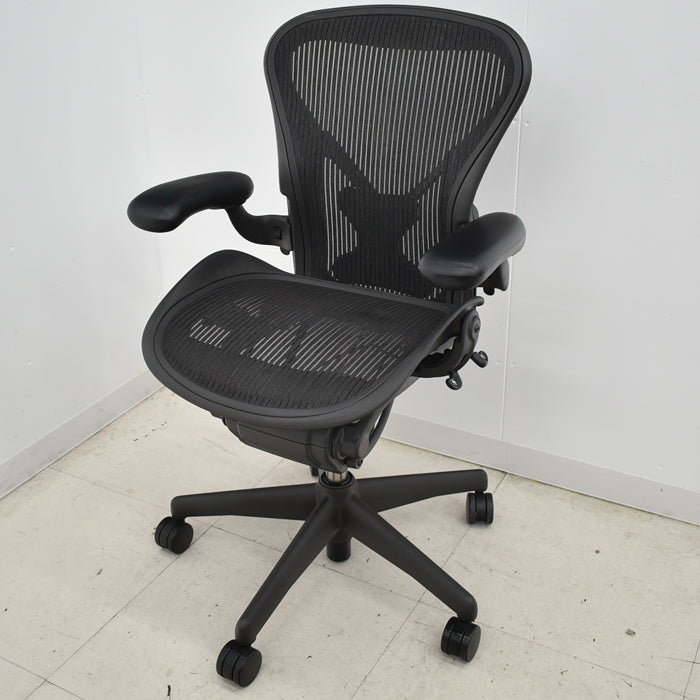 【中古】ハーマンミラー アーロンチェア Aサイズ フル装備 ポスチャーフィット 2024070207【中古オフィス家具】