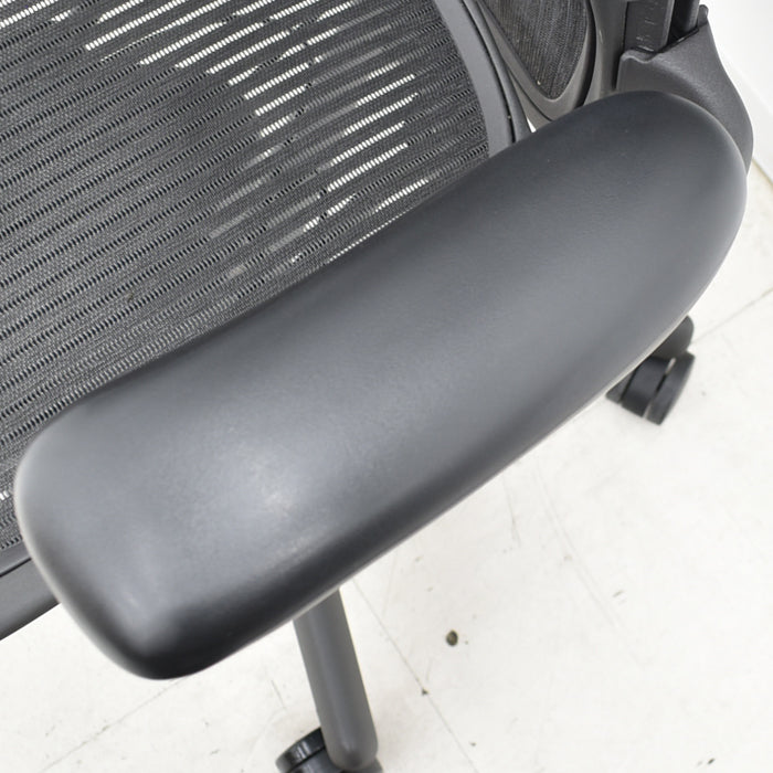 【中古】ハーマンミラー アーロンチェア Aサイズ フル装備 ポスチャーフィット 2024070207【中古オフィス家具】