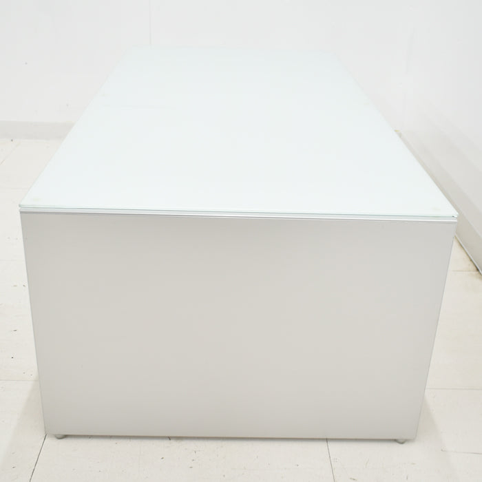 【中古】Cassina ixc. AIR FRAME センターローテーブル ガラス天板付 W1205 2024070403【中古オフィス家具】