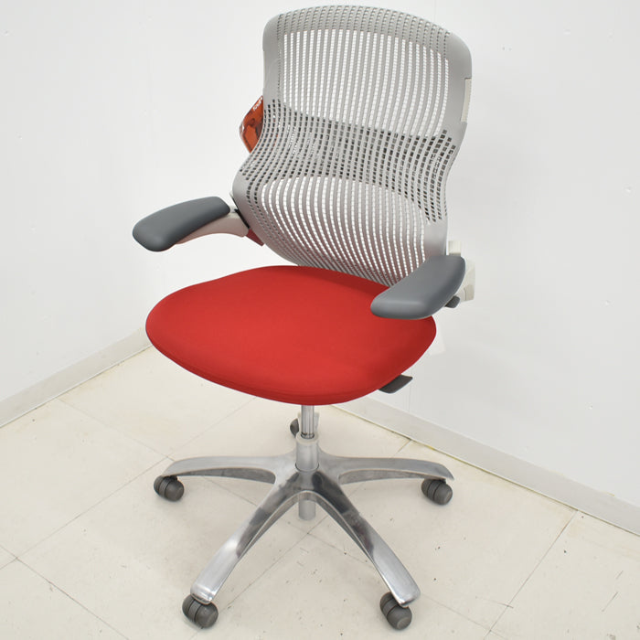 【中古】KNOLL ジェネレーション ハイパフォーマンス肘 アルミミラー脚 2024070804【中古オフィス家具】