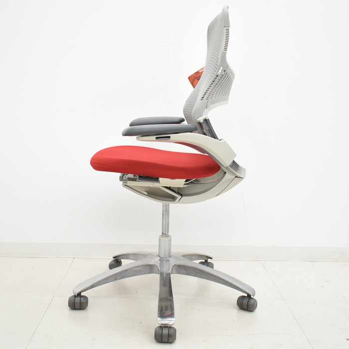 【中古】KNOLL ジェネレーション ハイパフォーマンス肘 アルミミラー脚 2024070804【中古オフィス家具】