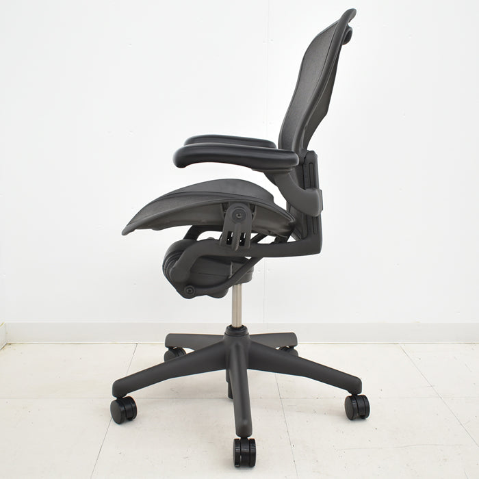 【中古】ハーマンミラー アーロンチェア Bサイズ スタンダード 2024070901【中古オフィス家具】
