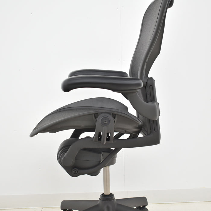 【中古】ハーマンミラー アーロンチェア Bサイズ スタンダード 2024070901【中古オフィス家具】