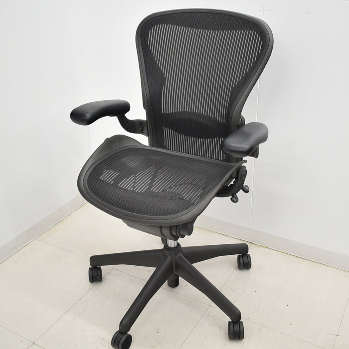 【中古】ハーマンミラー アーロンチェア Bサイズ フル装備 ランバーサポート 2024071009【中古オフィス家具】