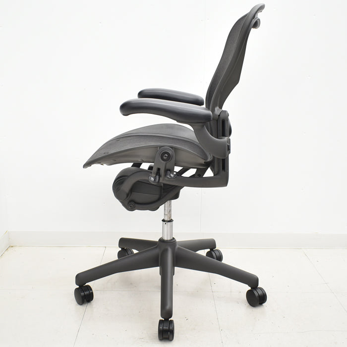 【中古】ハーマンミラー アーロンチェア Bサイズ フル装備 ランバーサポート 2024071009【中古オフィス家具】