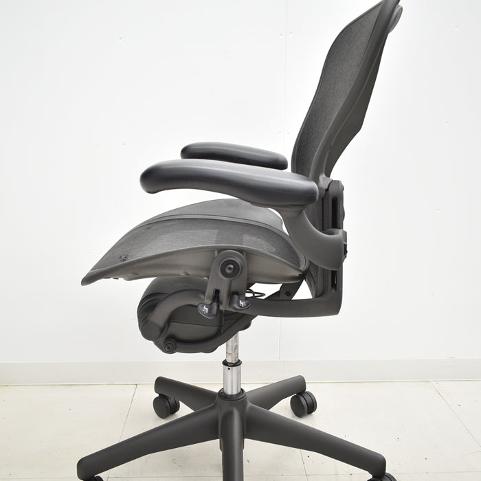 【中古】ハーマンミラー アーロンチェア Bサイズ フル装備 ランバーサポート 2024071009【中古オフィス家具】